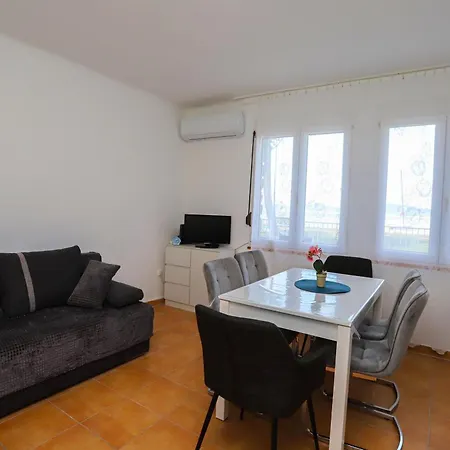 Seaview House Fonyod, Arpad Part *