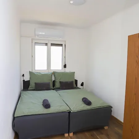 Seaview House Fonyod, Arpad Part *